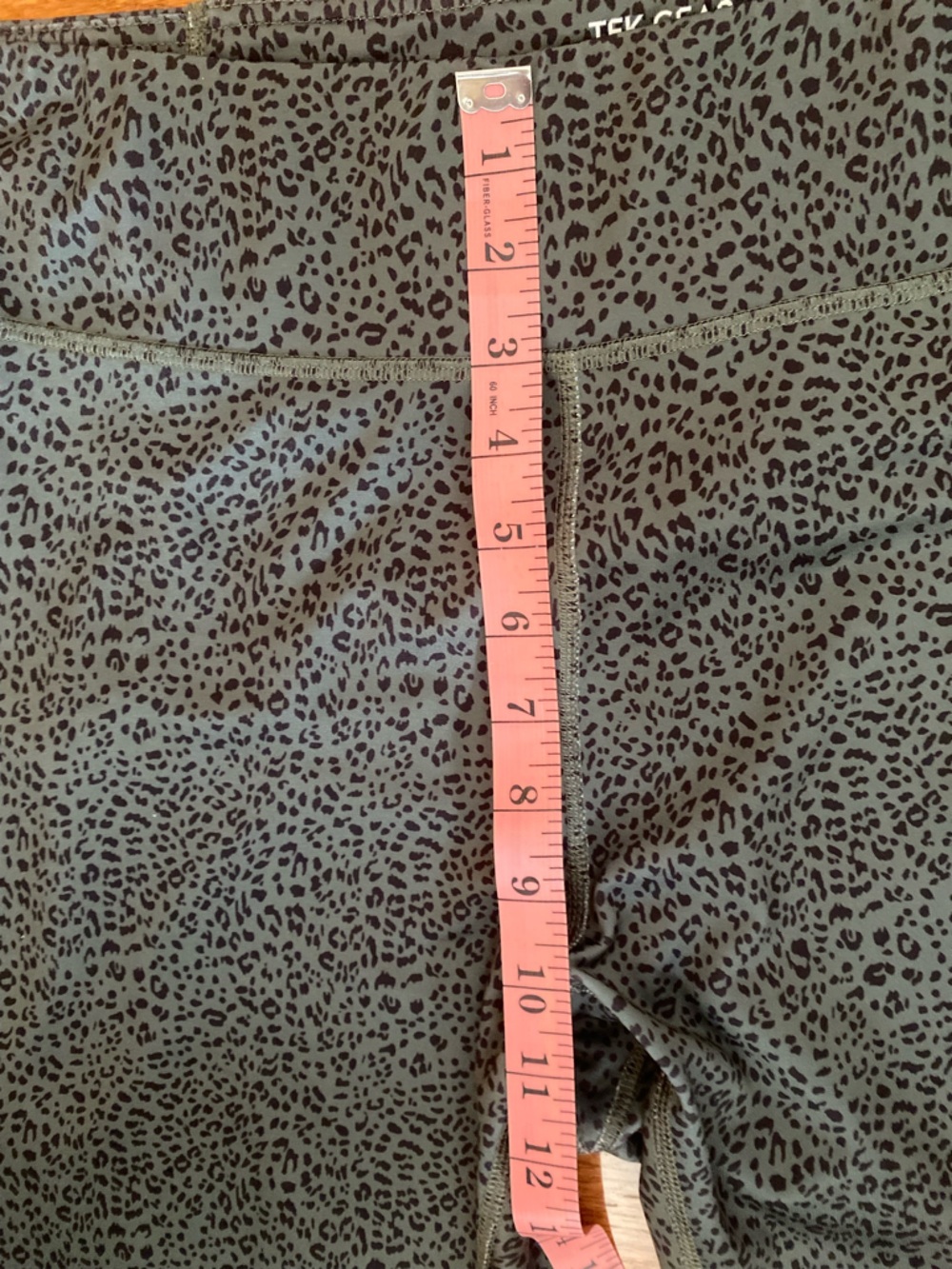 Tek Gear XXL Olive Green Animal Print Capri Leggings High Rise Pocket Active - Picture 9 of 10